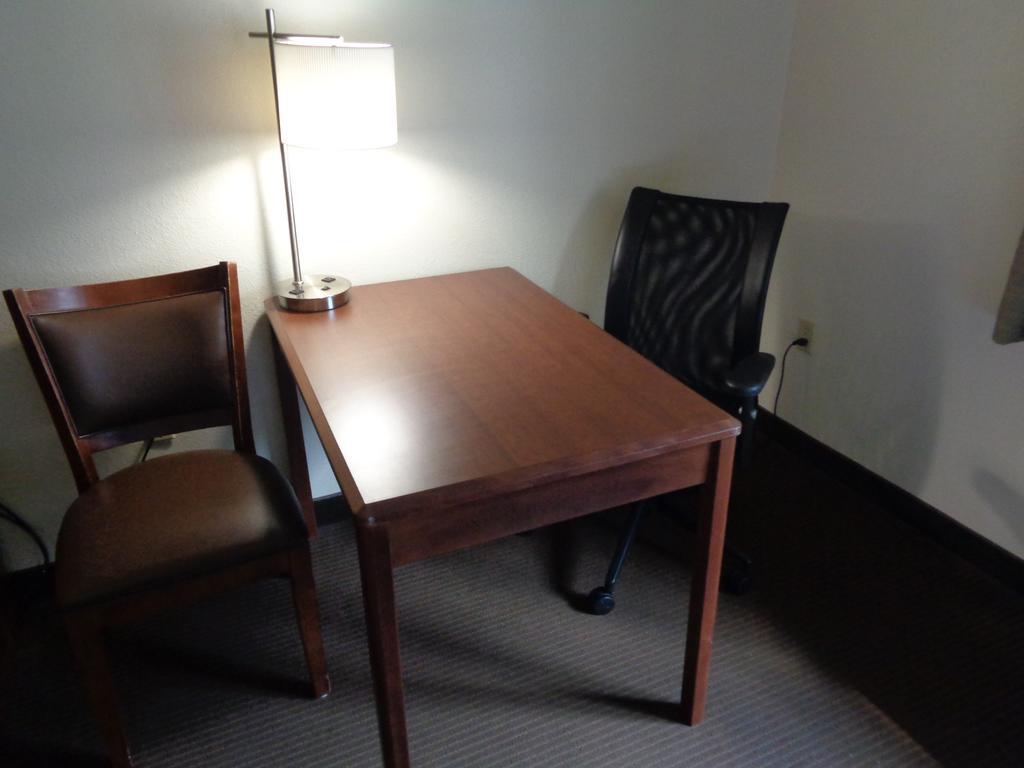 Americinn By Wyndham Grand Rapids Ngoại thất bức ảnh
